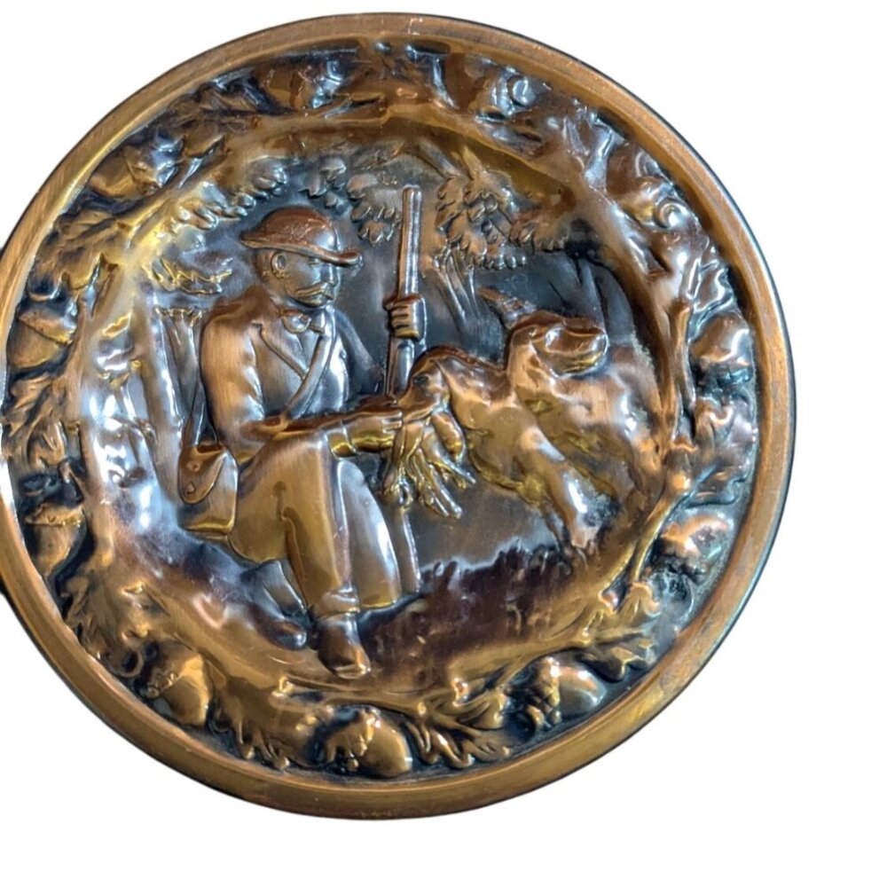 Copper Hunting Scene Plate Hanging Hook Rustic Look‎ vintage decorative 6.5"